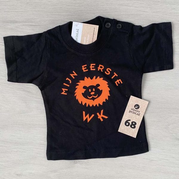 Shirt zwart - maat 68 <br>"mijn eerste wk"
