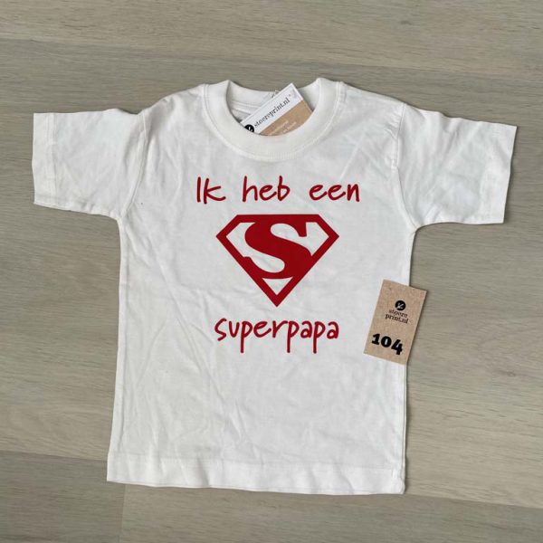 Shirt wit - maat 104 <br>"ik heb een superpapa"